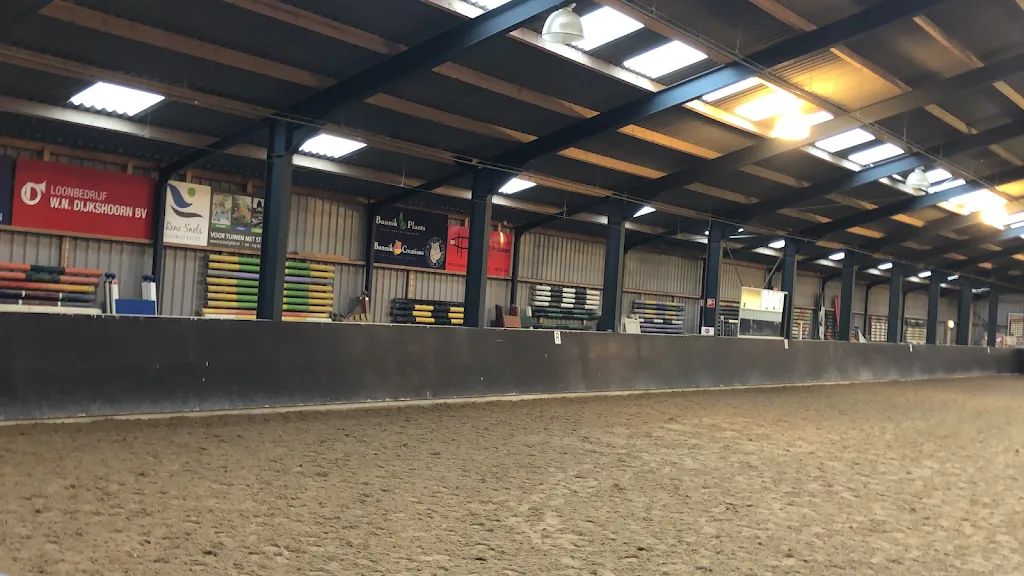 Rijvereniging en Ponyclub Het Blauw Gele Vendel - foto 2
