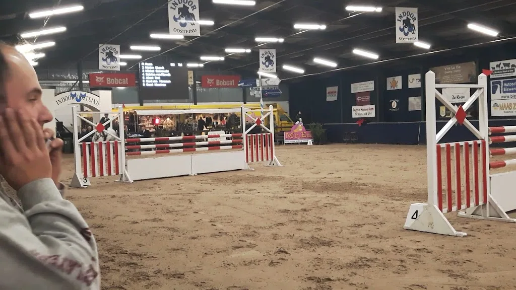 Stal Jespers & Manege Hoeveneind - foto 2