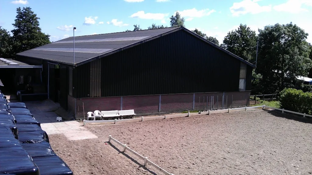 Whispering Stables - foto 2