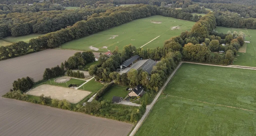 Dressuurstal Kersten - foto 1