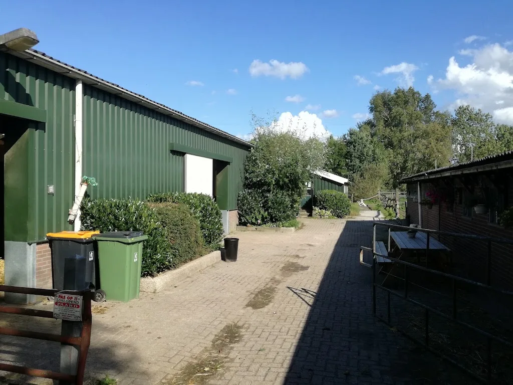 Mts. J.H. en W. van den Broek - foto 2